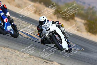 media/Jan-16-2022-CVMA (Sun) [[7f3d92989d]]/Race 2 Supersport Middleweight/